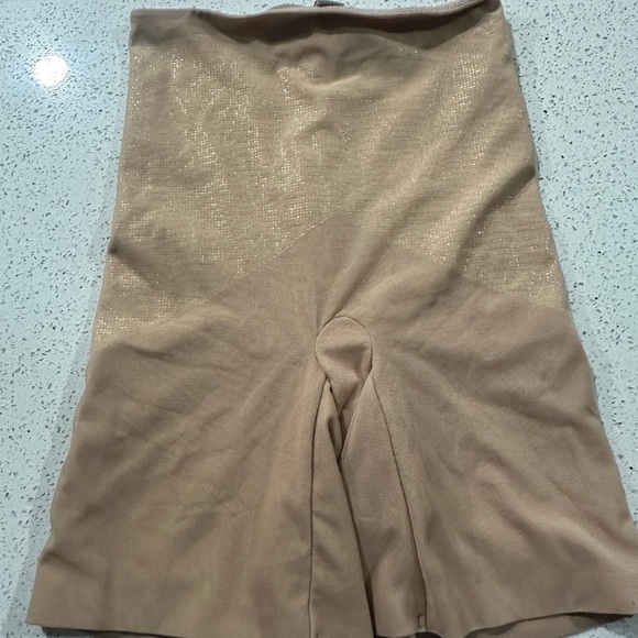 Star by Spanx Firm Control Lady Luxe High Waisted Shapewear Size M NWOT - Picture 2 of 4